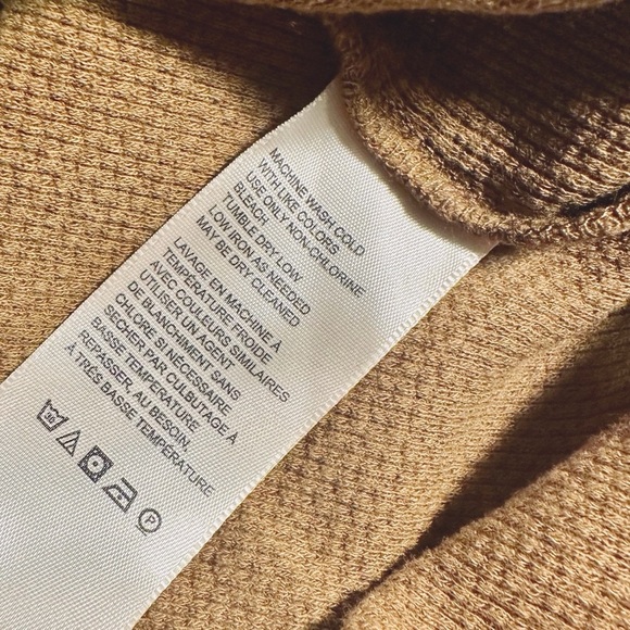 NWOT Free People ‘Wear Me Out’ Thermal Mesh Lace Cuff Sleeve Top in “Olive Leaf” - Picture 8 of 16